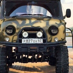 Максим Смирнов