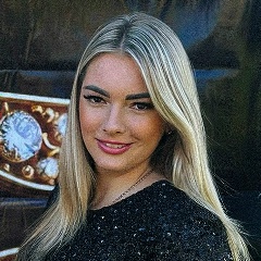 Анна Закуражнова, 02.05.1990, Тосно