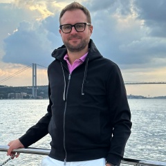 Андрей Петров, Санкт-Петербург