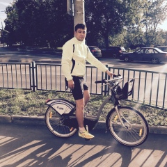 Урмат Магзимов, Москва