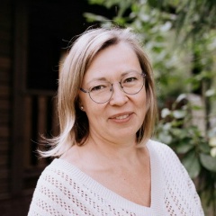 Анастасия Лейчинская, Санкт-Петербург