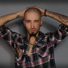 Андрей Шарапа