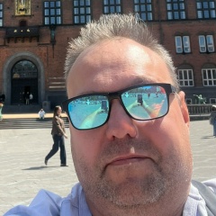 Алексей Иванов