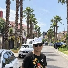 Артур Шарапов, Москва