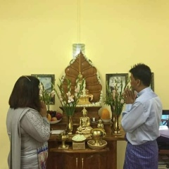 ကံ လွ, 19.05.1976