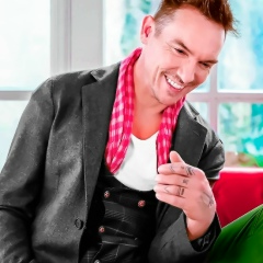 Jonathan Rhys Meyers, 27.06