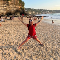 Владимир Холопов