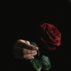 Милана Молова