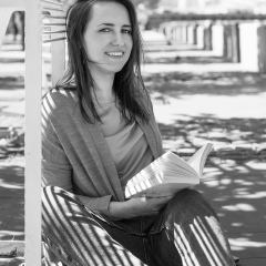 Евгения Комова, Москва