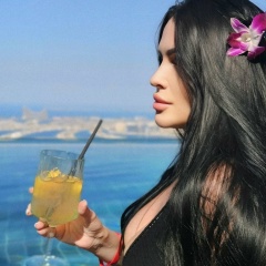 Вера Вера, Москва