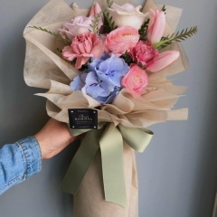 Аяна Аяна, Атырау