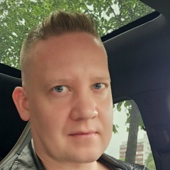 Артур Котельников