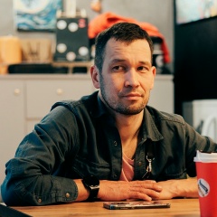 Александр Захаров