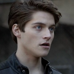 Nolan Holloway, 05.05
