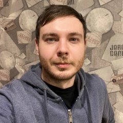 Дмитрий Романович