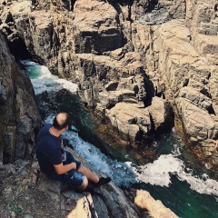 Виктор Мандажи