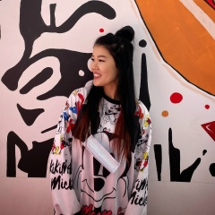 Акмарал Тапенова