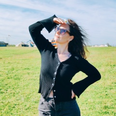 Аня Новикова, Москва