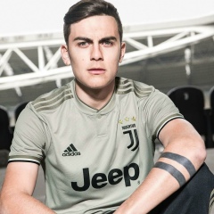 Thetpaing Htun, 25.05.1988, Yangon