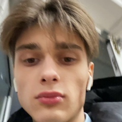 Арсен Махотин
