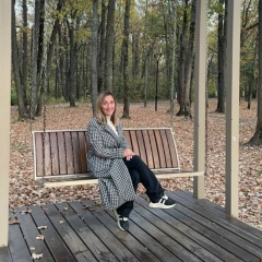 Дина Заустина, Санкт-Петербург