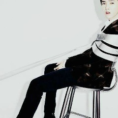 Lu Han, 04.05.1999