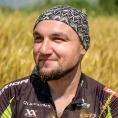 Михаил Сахаров