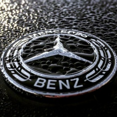 Mercedes Benz, Алматы