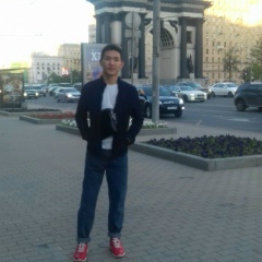 Канжар Суеркулов, Москва