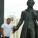 Роман Мостыка, Москва